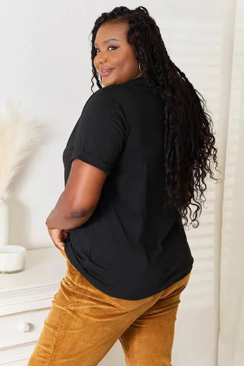 Simply Love BE KIND Graphic Round Neck T-Shirt Women's T-Shirts - Tophatter Daily Deals